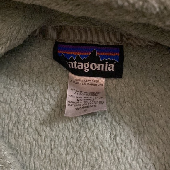 SOLD — DONT PURCHASE Sage Patagonia fleece! - Picture 2 of 2